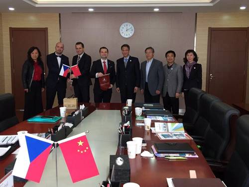 说明:http://iecc.lzufe.edu.cn/_mediafile/gjjlyhz/2018/10/29/3928k1ab8g.jpg